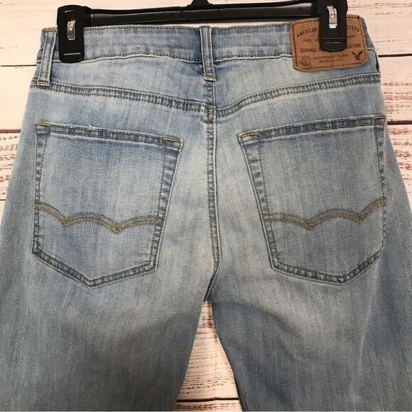 American‎ Eagle Extreme flex size 28 light wash straight leg jeans - Picture 3 of 7